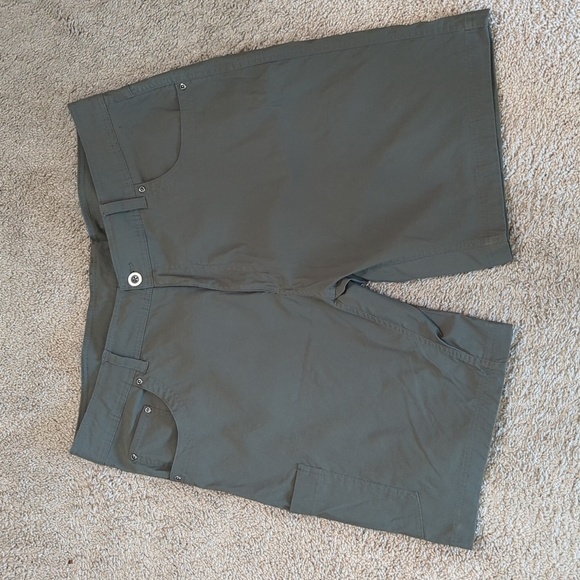 Swiss Alps Flat Front Hiking Shorts Olive Green Outdoors Lightweight Mens 42 - Picture 7 of 12